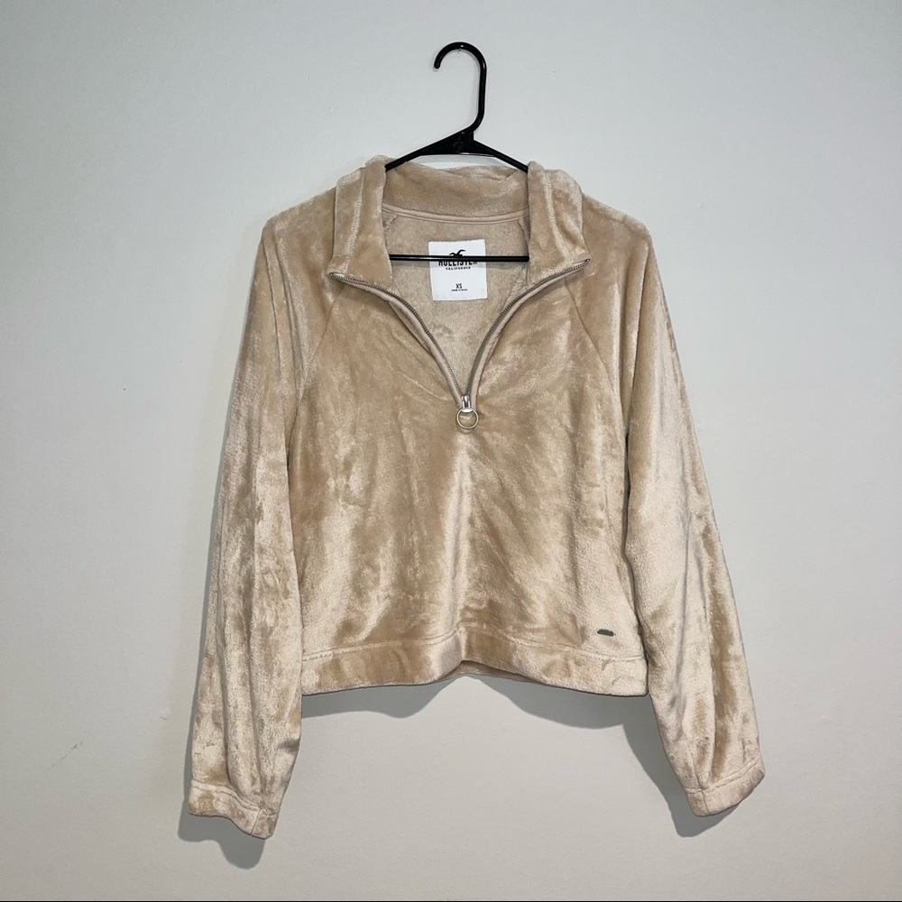 Hollister Plush Half-Zip Pullover in Beige